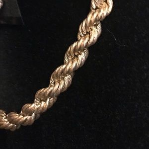 Neck, bracelet, earrings